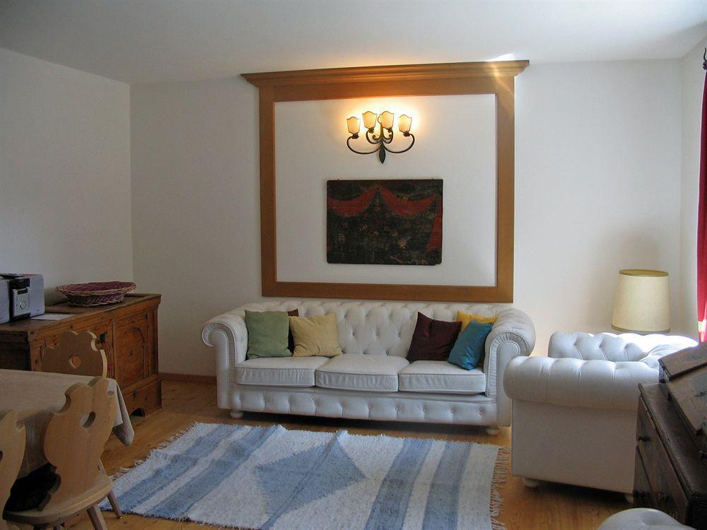 אפרטהוטל קאבאלס Residenza Bagni & Miramonti מראה חיצוני תמונה
